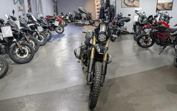2026 BMW R 12 G/S Night Black Matte