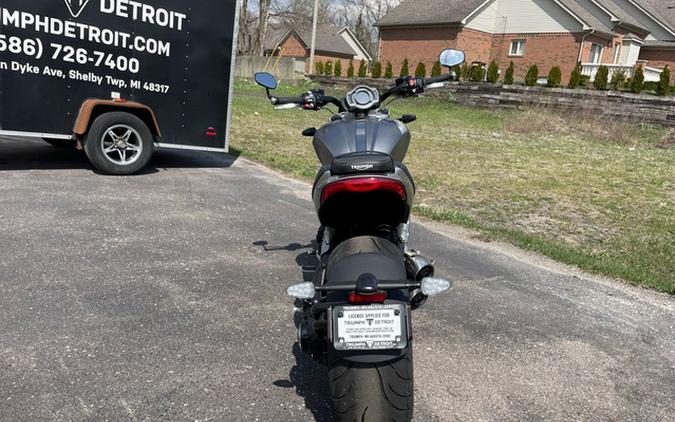 2023 Triumph Rocket 3 R Matte Silver Ice