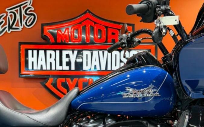 2023 Harley-Davidson® FLTRT - Road Glide® 3
