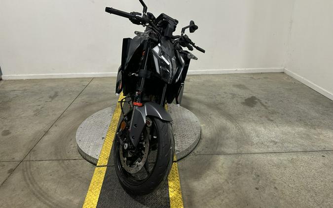 2026 KTM Duke 390