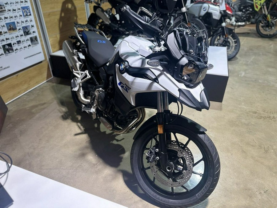 2025 BMW F 800 GS Light White 800 GS