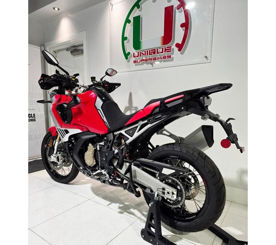 2025 MV Agusta ENDURO VELOCE