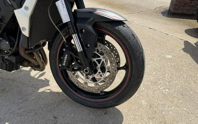 2022 Triumph Speed Triple RS Crystal White