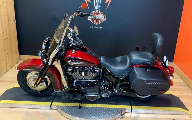 2019 Harley-Davidson® FLHCS - Heritage Classic 114