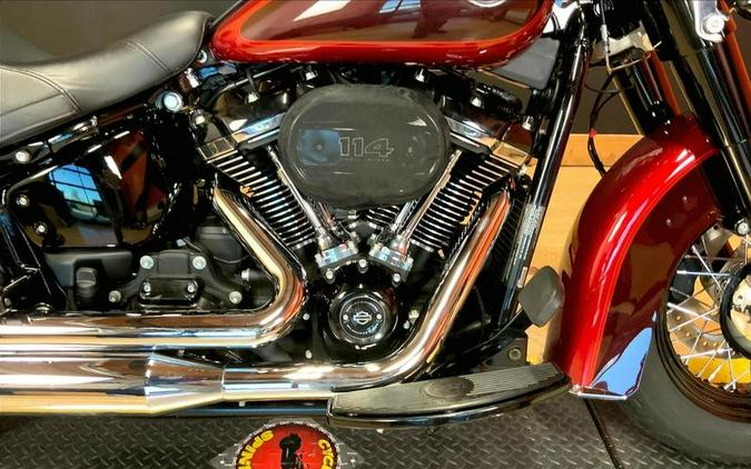 2019 Harley-Davidson® FLHCS - Heritage Classic 114