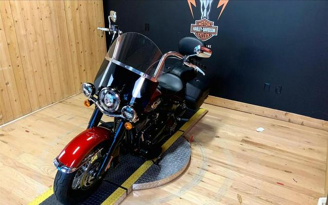 2019 Harley-Davidson® FLHCS - Heritage Classic 114