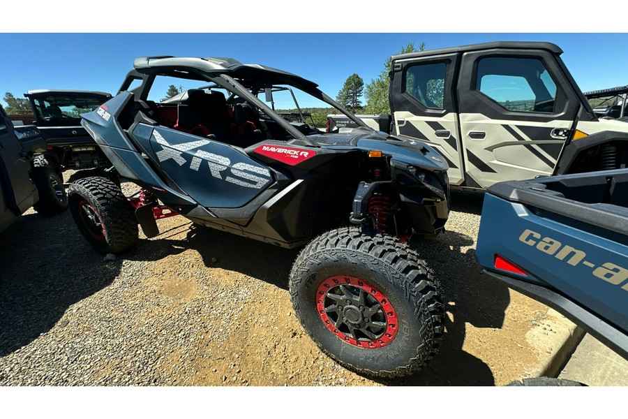 2026 MAVERICK R X RS W/ SMART SHOX - Can-Am
