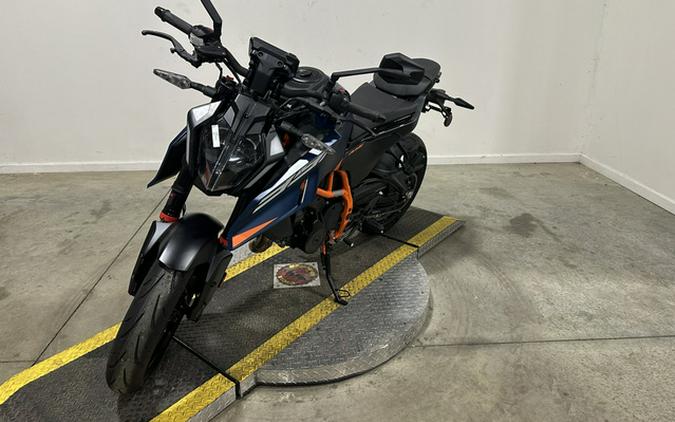 2026 KTM Duke 390