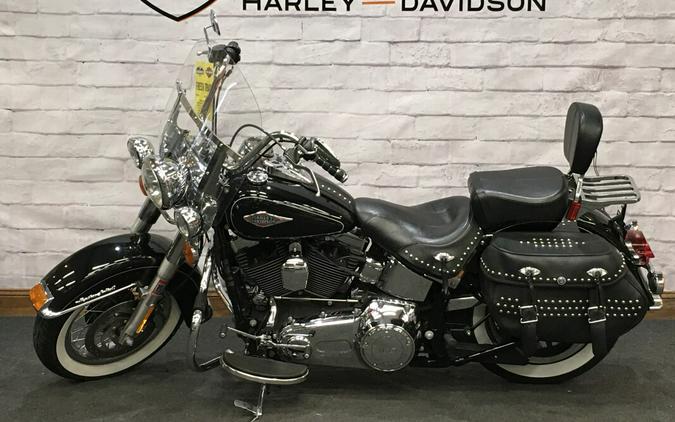 2015 Harley-Davidson Heritage Softail Classic Black FLSTC