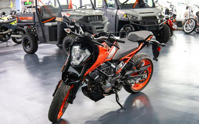 2021 KTM 200 Duke