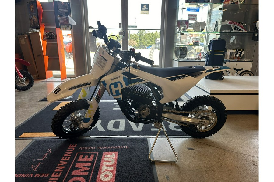 2024 Husqvarna Motorcycles EE - 3