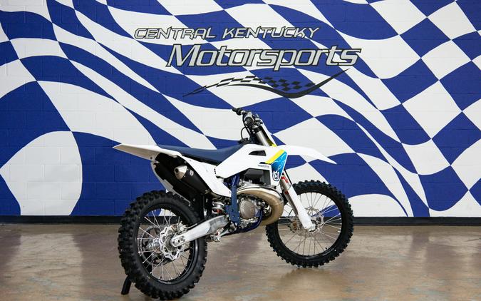 2025 TC 250 - Husqvarna Motorcycles