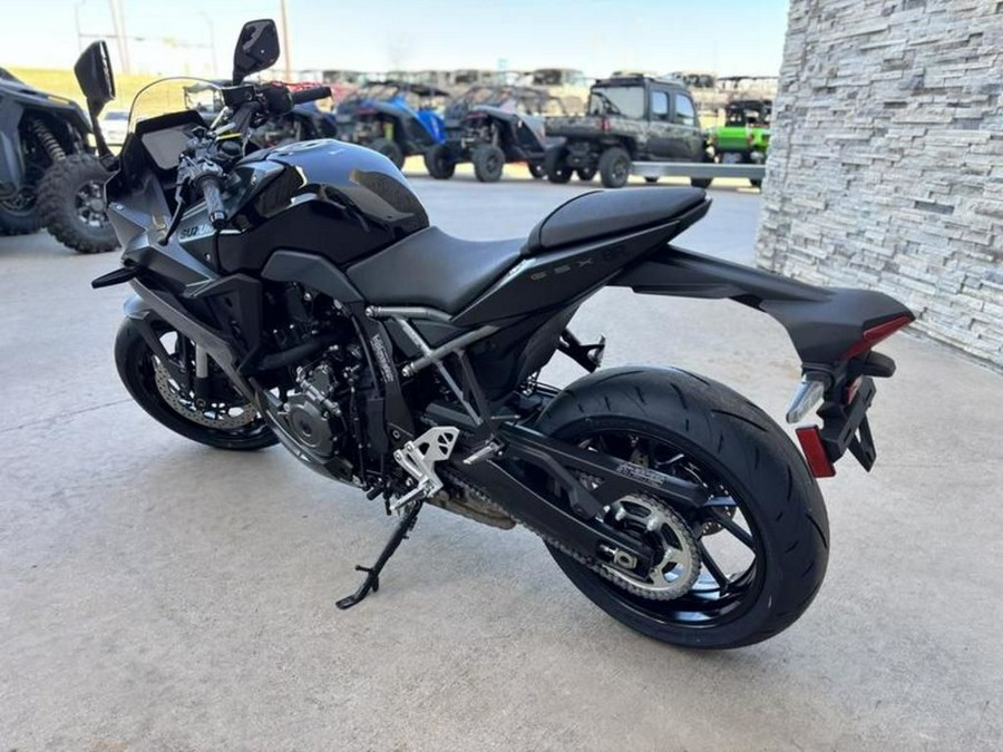 2025 Suzuki GSX-8R