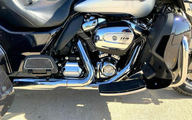 2019 Harley-Davidson® FLHTCUTG - Tri Glide® Ultra