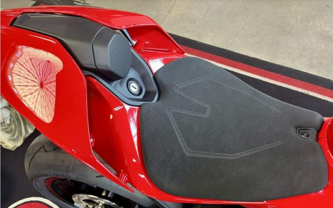 2025 Ducati Panigale V4 S