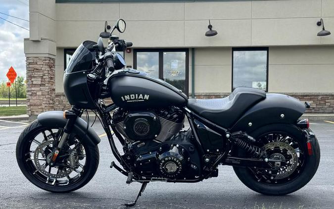 2025 Indian Motorcycle® Sport Chief Black Smoke