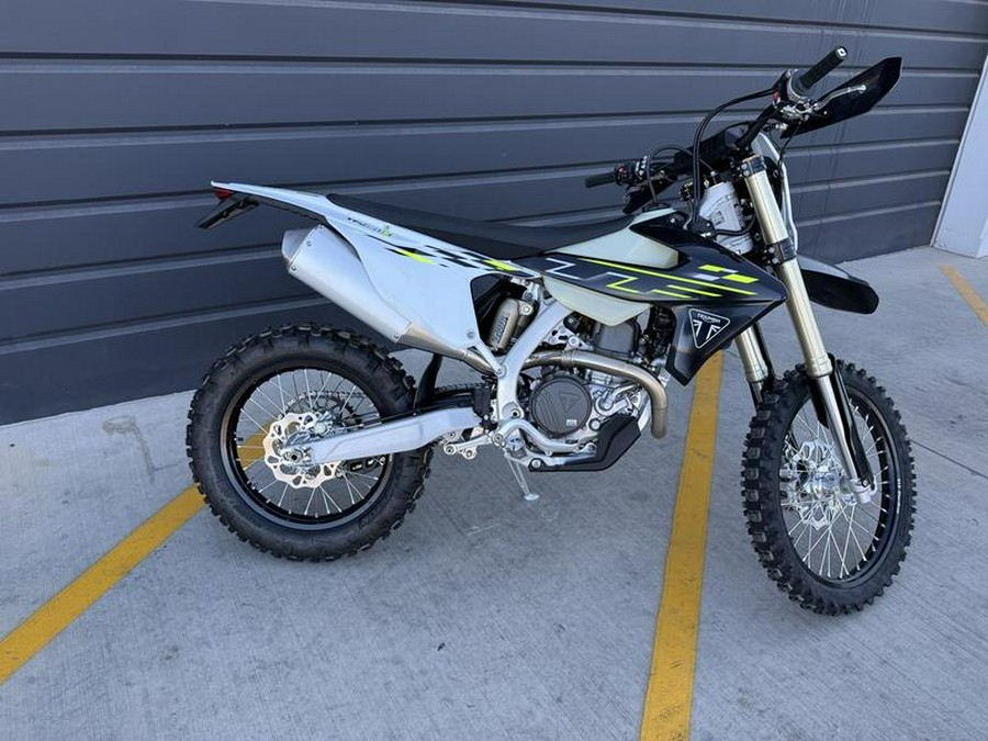 2026 Triumph TF 450-E Jet Black/Pure White