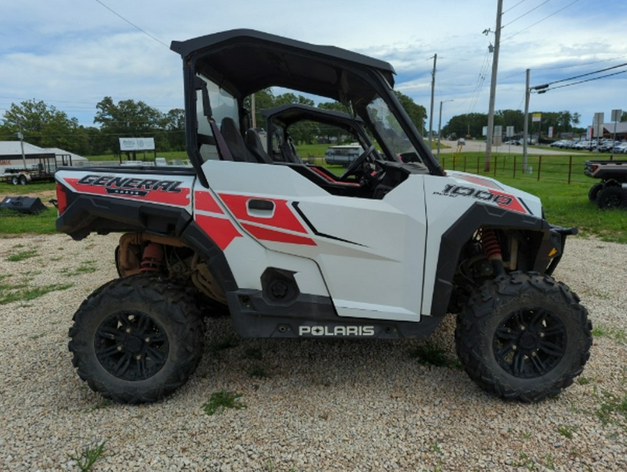 2017 Polaris GENERAL 1000 EPS White Lightning