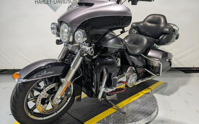 2014 Harley-Davidson® Ultra Limited Two-Tone Charcoal Pearl/Vivid Black