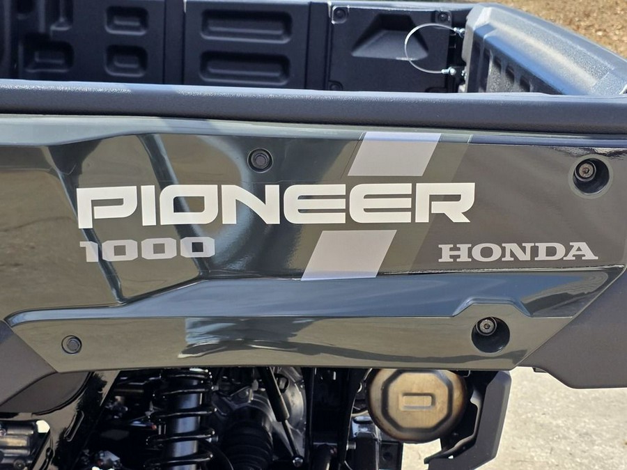 2025 Honda Pioneer 1000 Deluxe