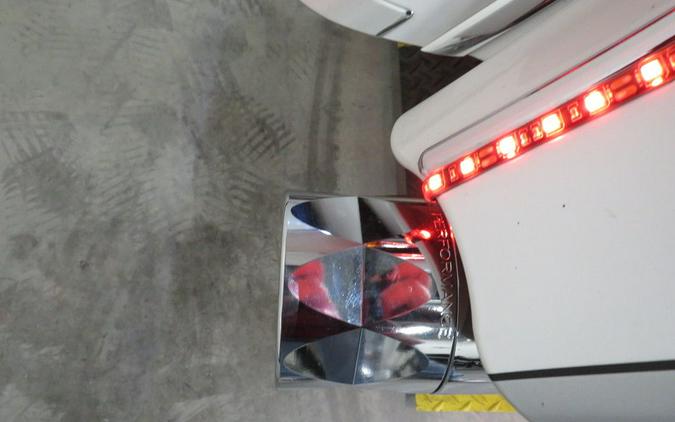 2018 Indian Motorcycle® Roadmaster® ABS Pearl White over Star Silver