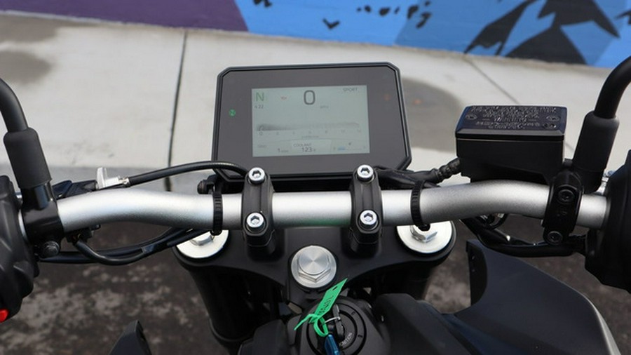 2025 Yamaha MT-07 07