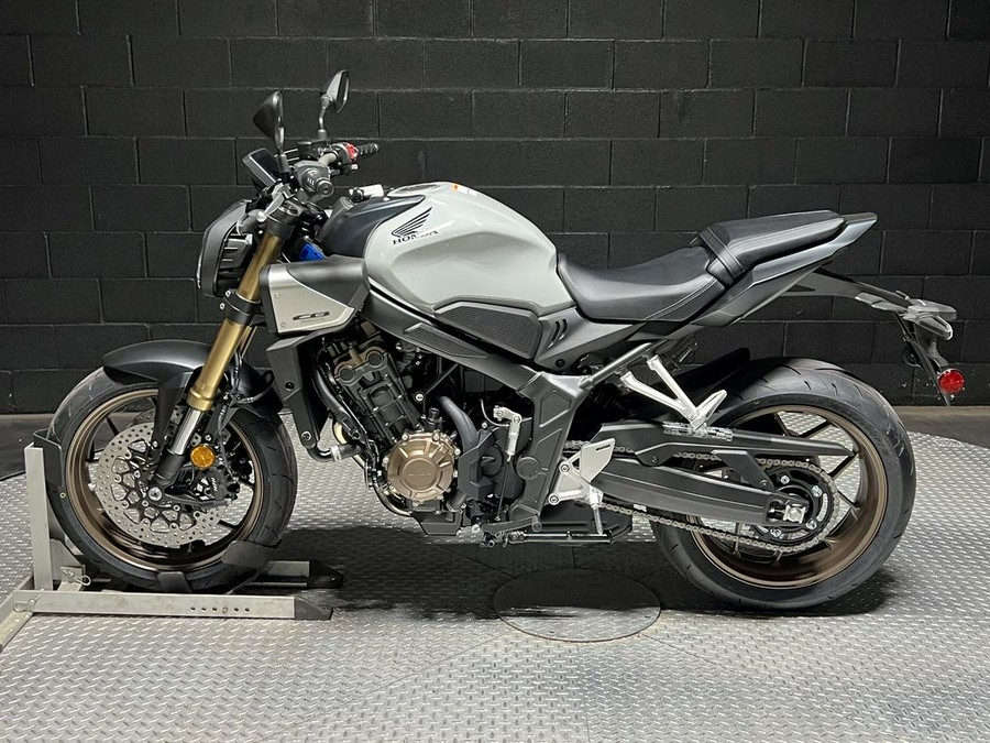 2025 Honda® CB650R E-Clutch