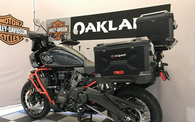 Harley-Davidson® CVO™ Pan America® 2025