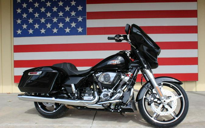 2024 Harley-Davidson® FLHX - Street Glide®