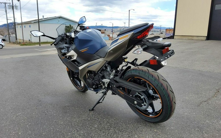 2023 Kawasaki Ninja 400 Metallic Magnetic Dark GrayTwilight Bl