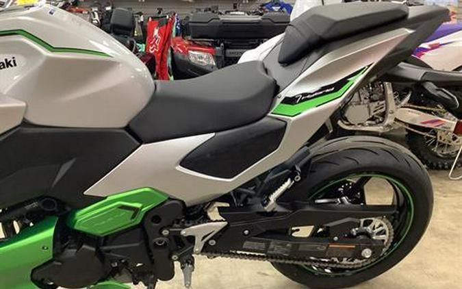 2024 Kawasaki Z7 Hybrid ABS