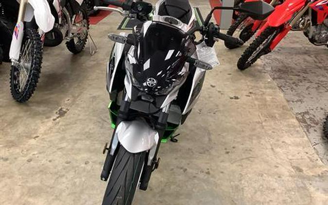 2024 Kawasaki Z7 Hybrid ABS