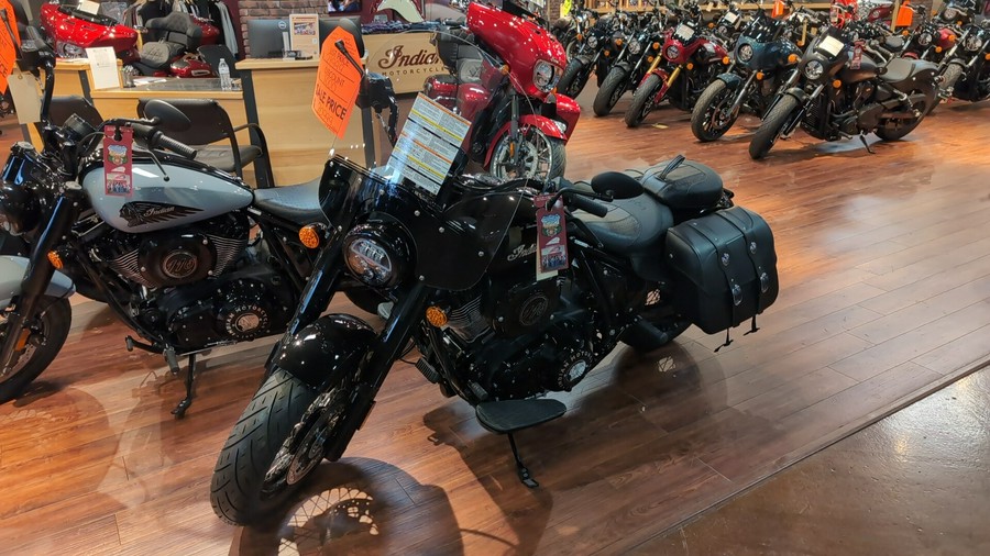 2025 Indian Motorcycle SUPER CHIEF DARK HORSE, BLACK METALLIC, 49S Dark Horse