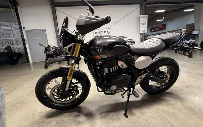 2026 Triumph Scrambler 400 XC Racing Yellow