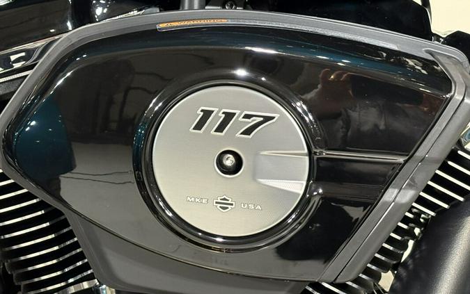 2026 Harley-Davidson® Road Glide 3 Teal Thunder Finish Black