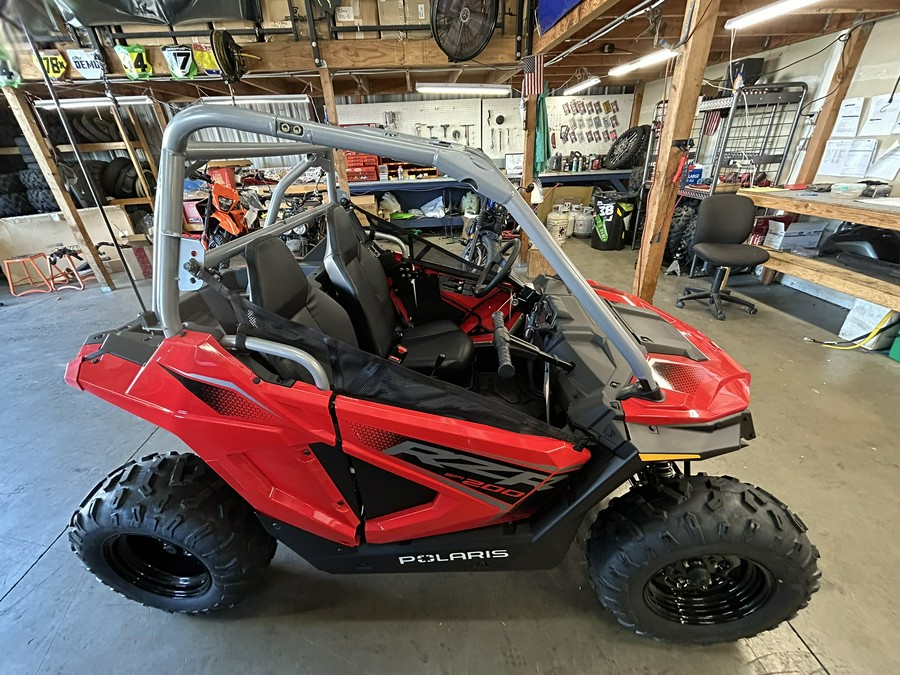 2026 Polaris RZR 200 EFI
