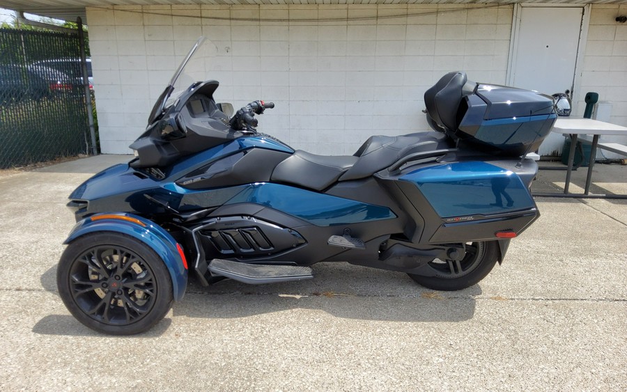 2021 Can-Am™ Spyder RT Limited