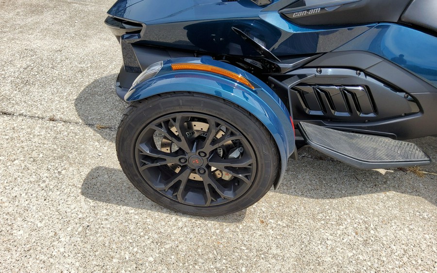 2021 Can-Am™ Spyder RT Limited