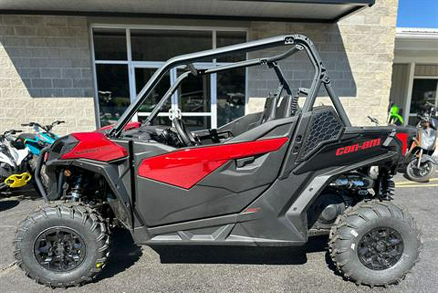 2024 Can-Am Maverick Trail DPS 1000