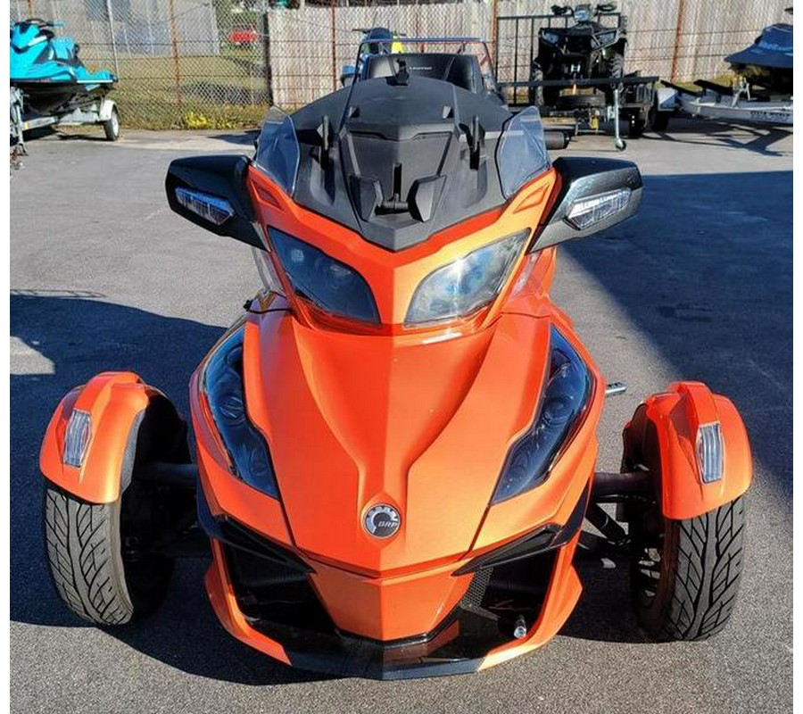 2019 Can-Am® Spyder® RT Limited Dark