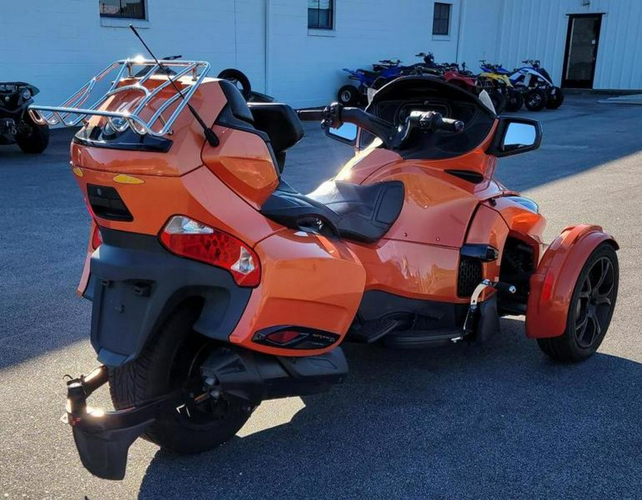 2019 Can-Am® Spyder® RT Limited Dark