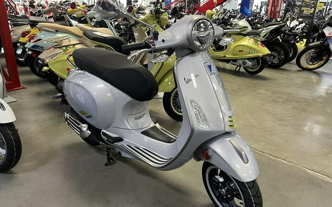 2025 Vespa Primavera 150 Tech