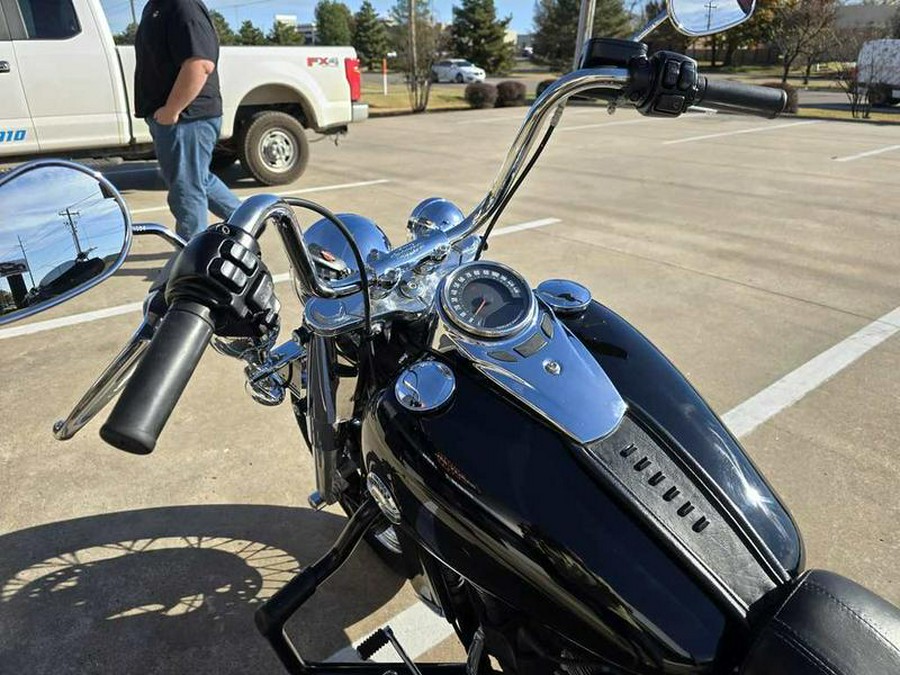 2020 Harley-Davidson® FLHC - Softail® Heritage Classic