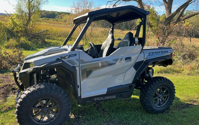2026 Polaris GENERAL XP 1000 SPORT - GHOST GRAY Sport