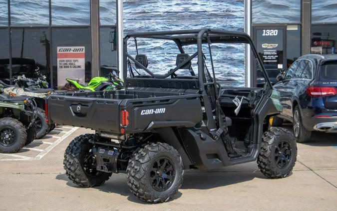 2026 Can-Am Defender DPS HD7 Compass Green