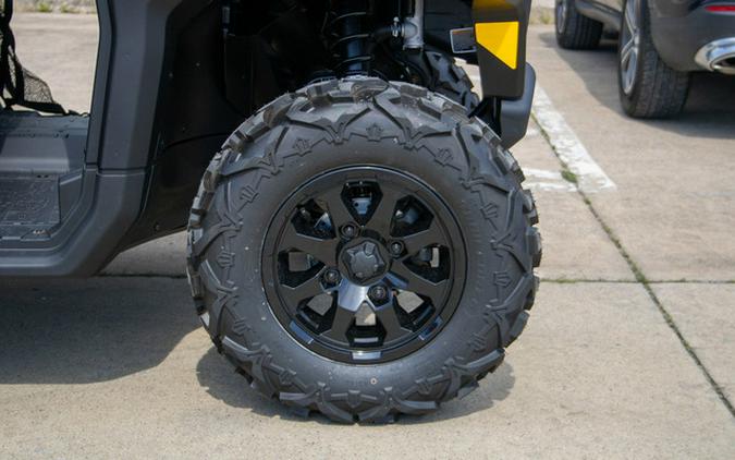 2026 Can-Am Defender DPS HD7 Compass Green