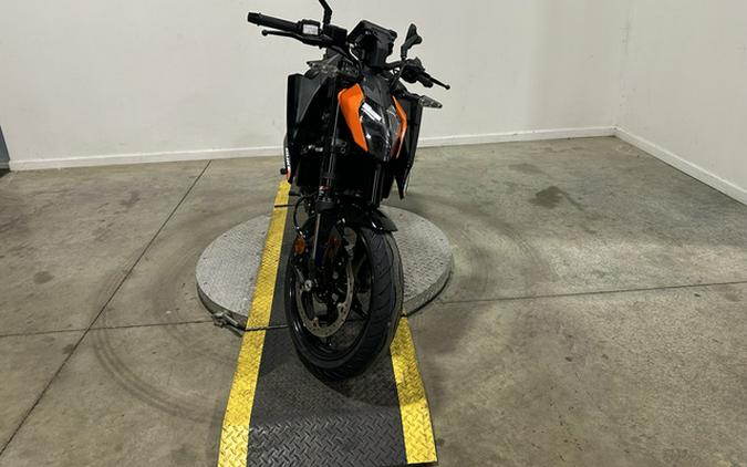 2026 KTM Duke 250