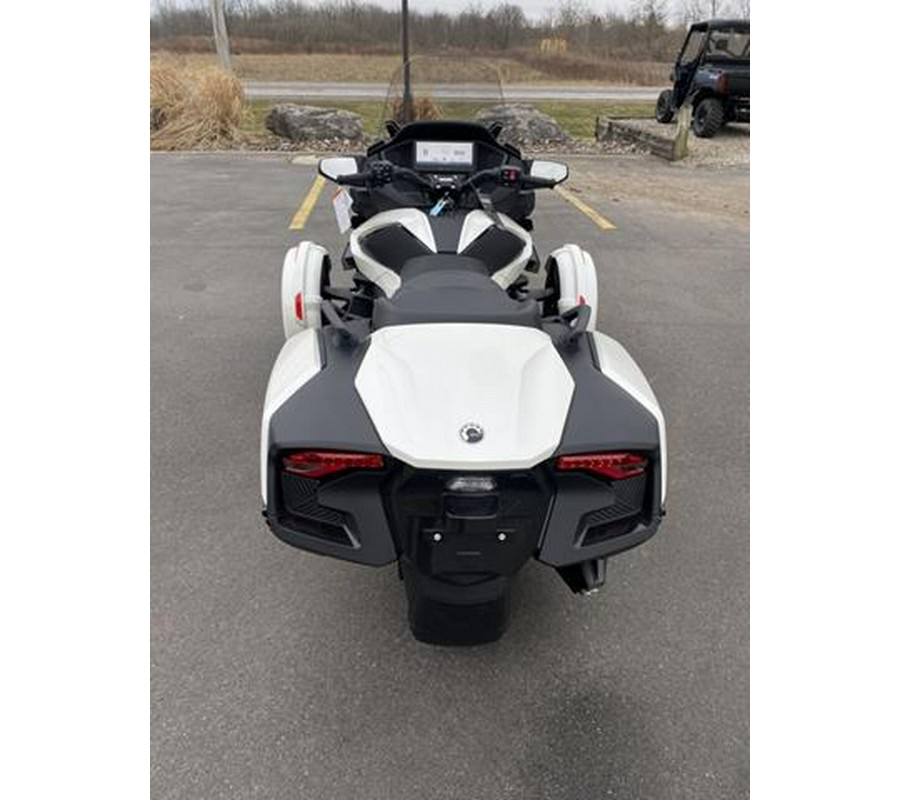 2026 Can-Am Spyder RT