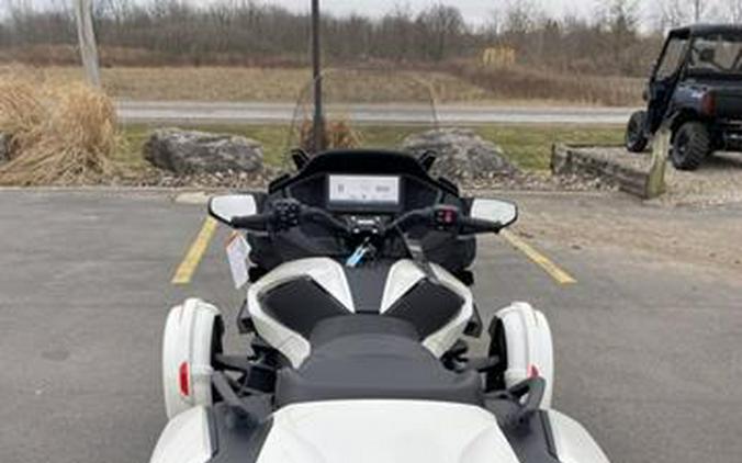 2026 Can-Am Spyder RT