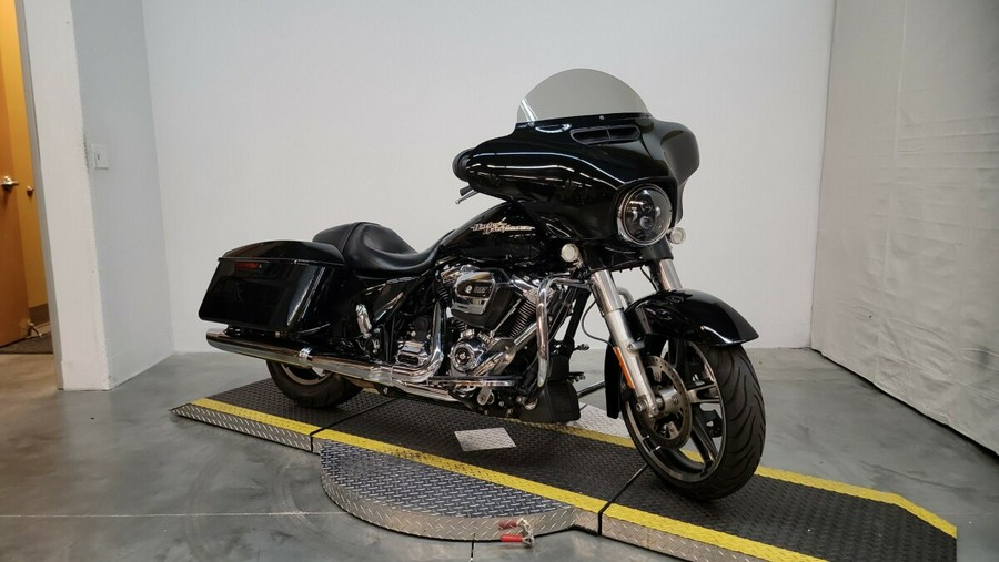 FLHXS 2017 Street Glide Special